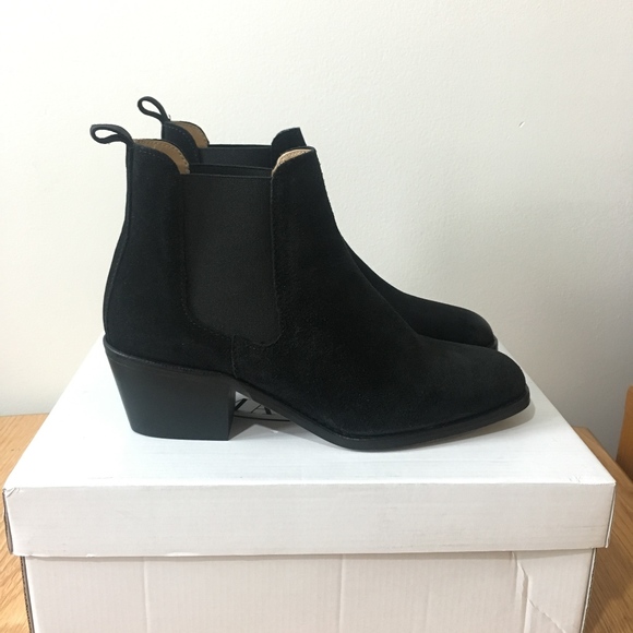 NIB STEVE MADDEN Chaselyn Suede Boots - Picture 3 of 8